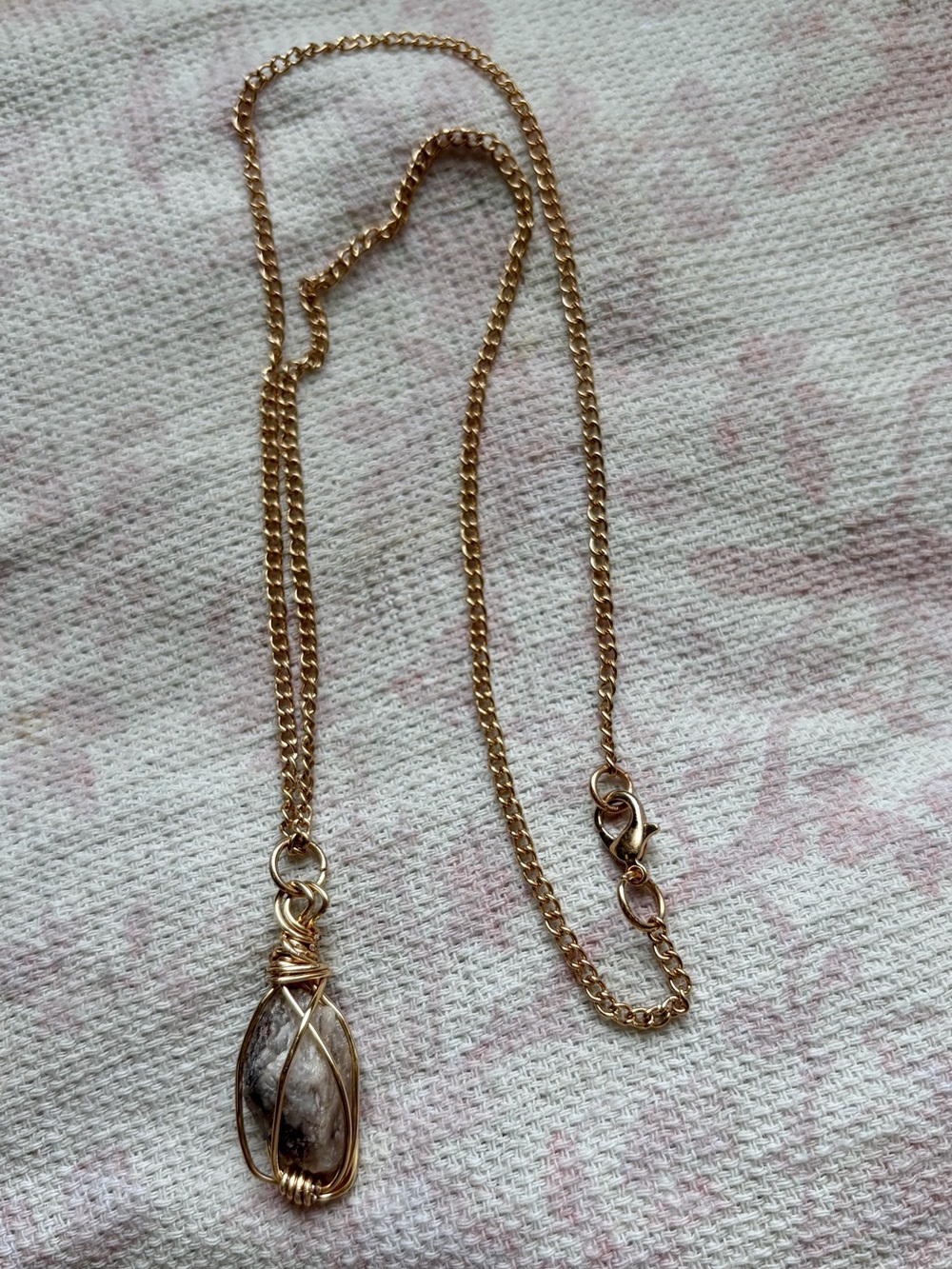 HANDMADE Gold-Tone Wire-Wrapped Stone Pendant Necklace - Beige/Brown